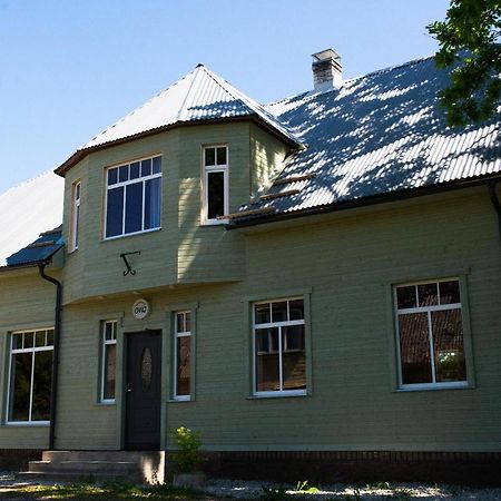 Livi Avat Appartement Ikla Buitenkant foto